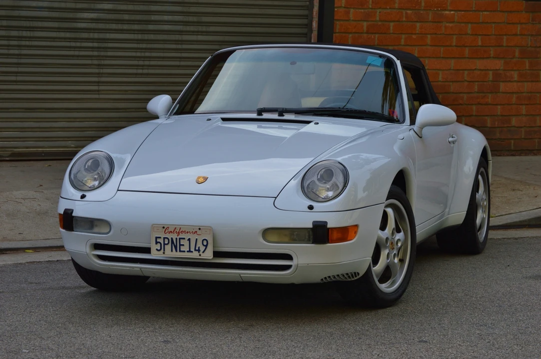 1997 Porsche 993 Carrera - Image 24 of 31