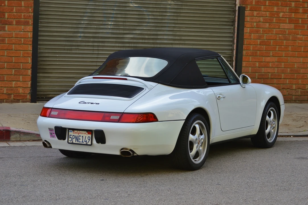 1997 Porsche 993 Carrera - Image 2 of 31