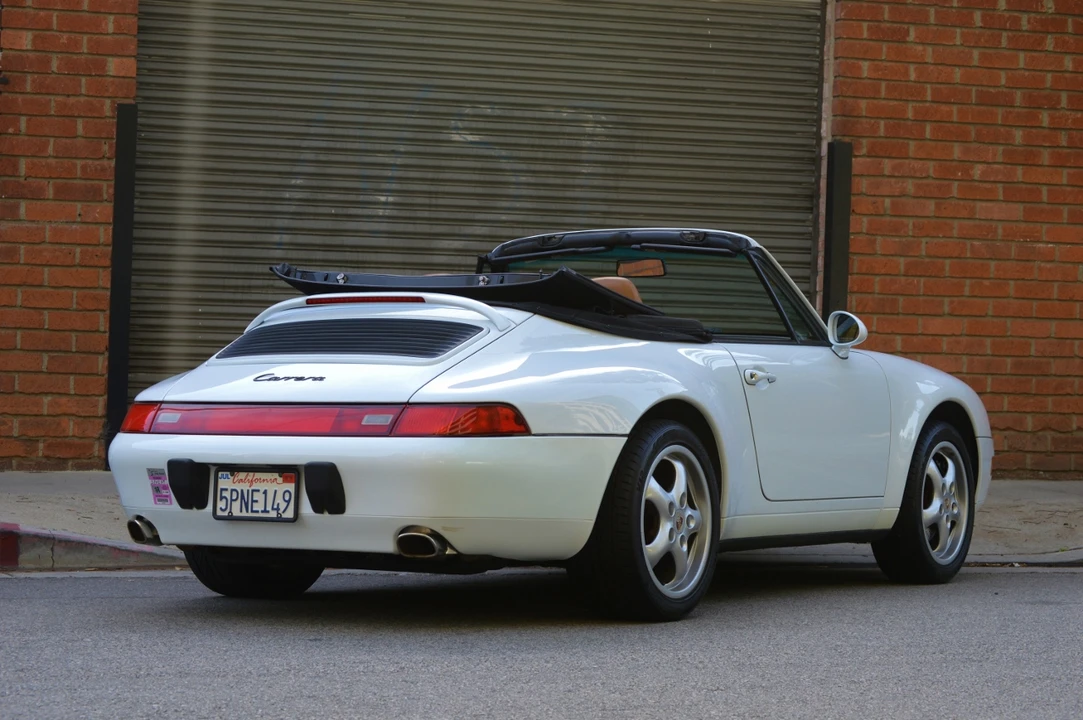 1997 Porsche 993 Carrera - Image 13 of 31
