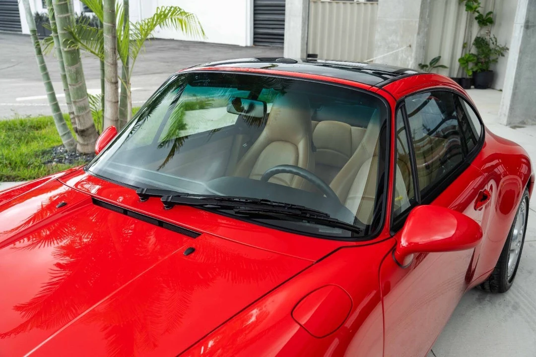 1997 Porsche 993 Carrera - Image 25 of 31