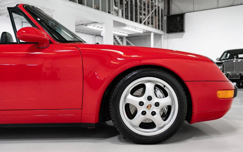 1997 Porsche 993 Carrera 4 - Image 16 of 31