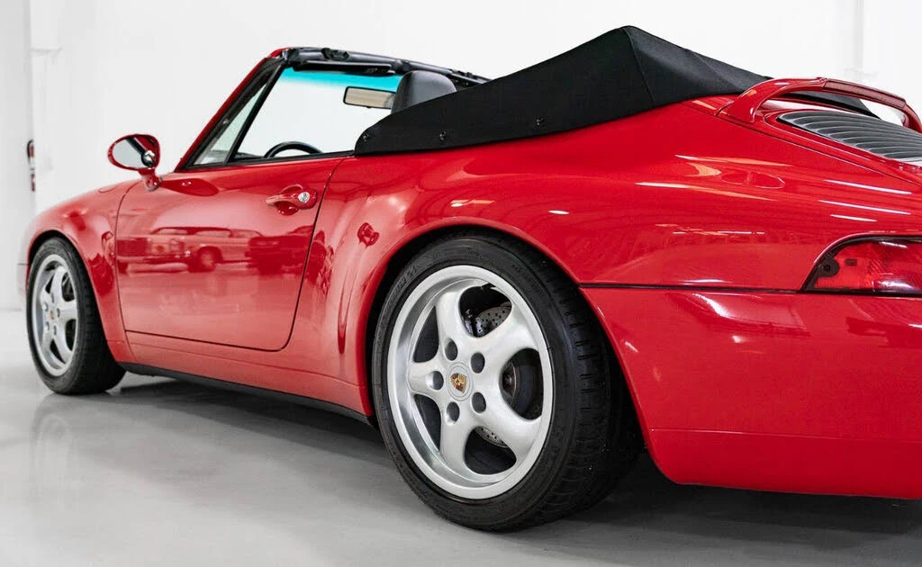 1997 Porsche 993 Carrera 4 - Image 27 of 31