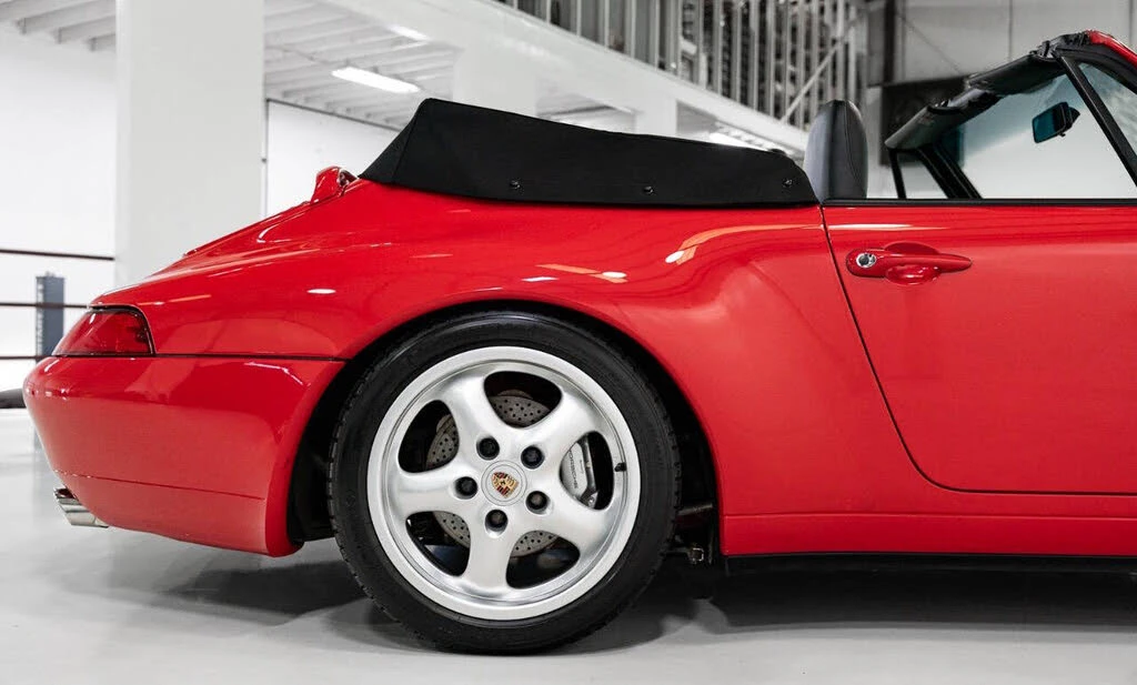 1997 Porsche 993 Carrera 4 - Image 15 of 31