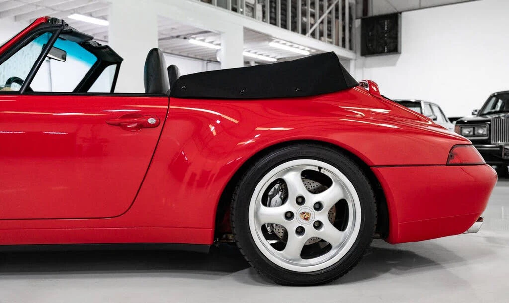 1997 Porsche 993 Carrera 4 - Image 12 of 31