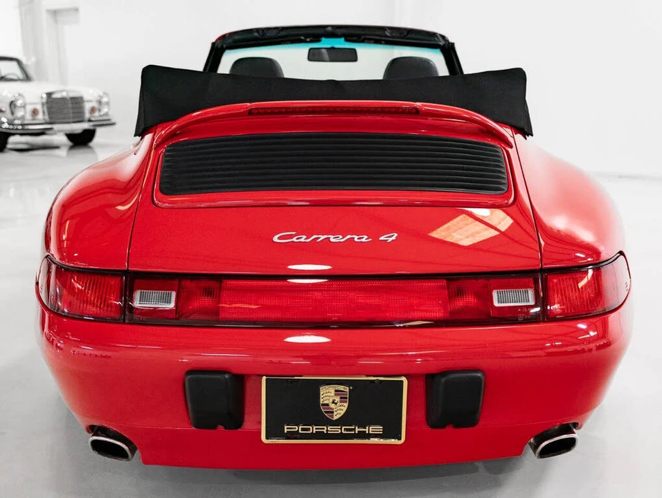 1997 Porsche 993 Carrera 4 - Image 9 of 31