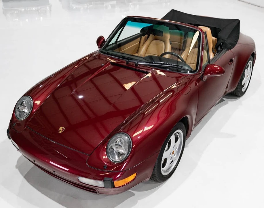 1997 Porsche 993 Carrera 4 - Image 24 of 31