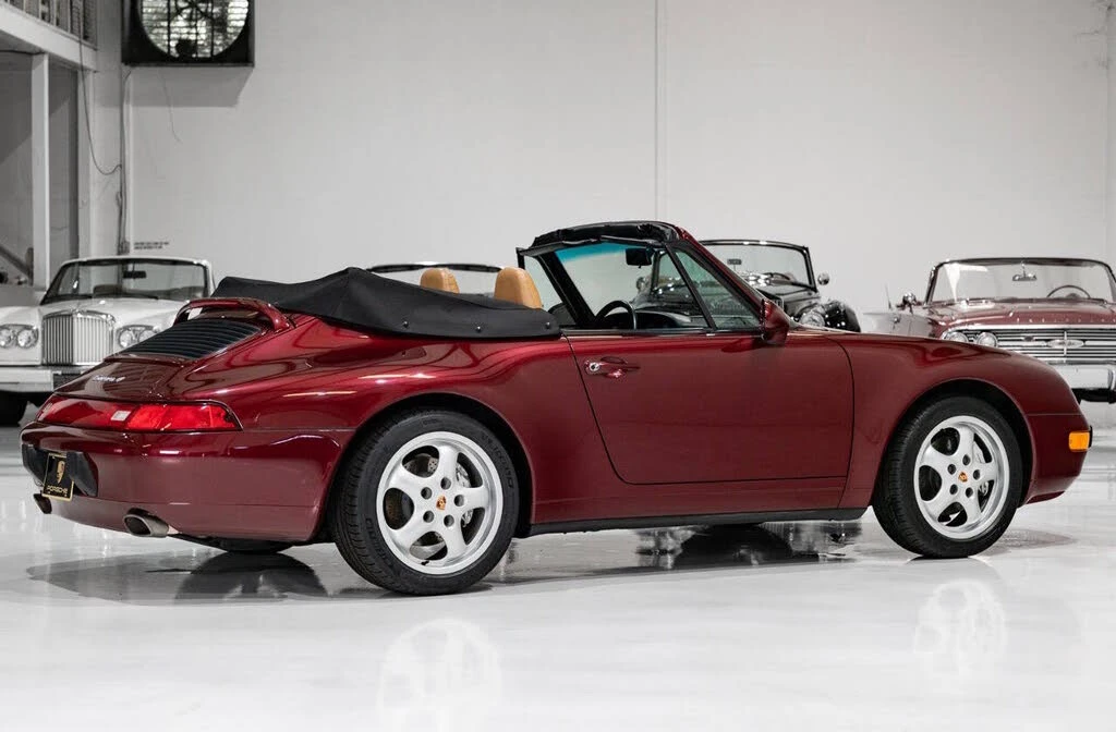 1997 Porsche 993 Carrera 4 - Image 7 of 31