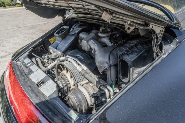 1997 Porsche 993 Carrera 4 - Image 17 of 31