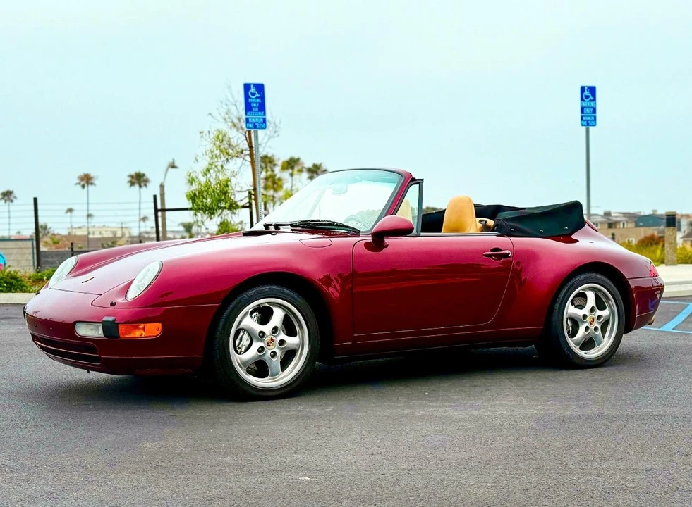 1997 Porsche 993 Carrera 4 - Image 24 of 31