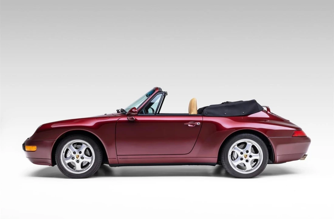 1997 Porsche 993 Carrera 4 - Image 9 of 31