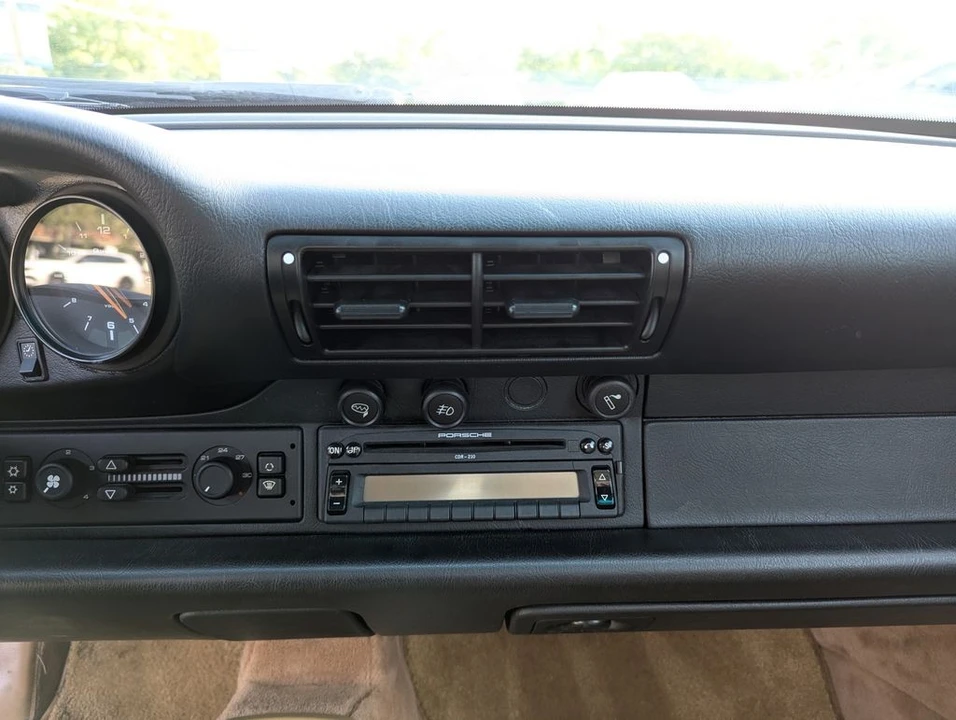1997 Porsche 993 Carrera 4 - Image 22 of 31