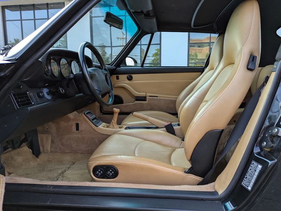 1997 Porsche 993 Carrera 4 - Image 13 of 31