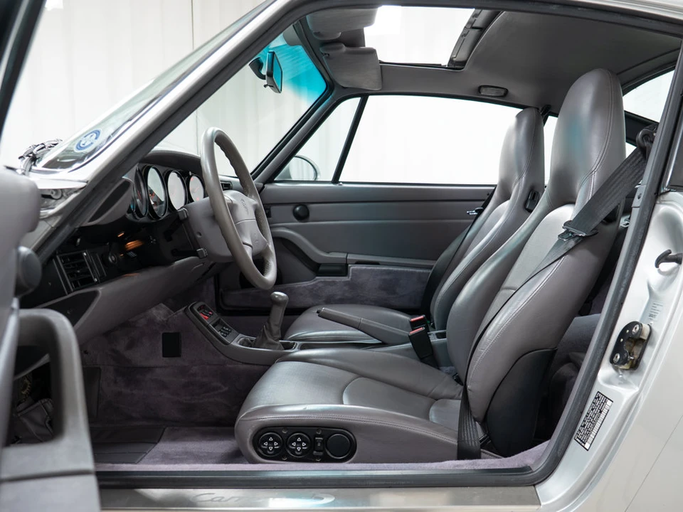 1997 Porsche 993 Carrera 4S - Image 15 of 31