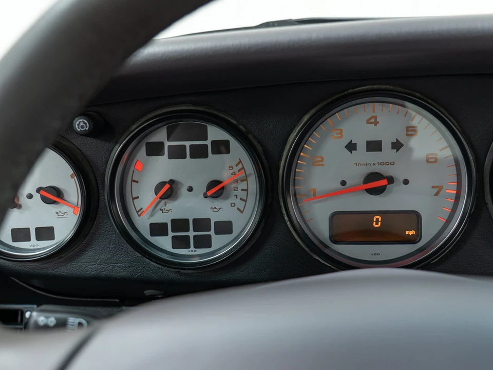 1997 Porsche 993 Carrera 4S - Image 24 of 31