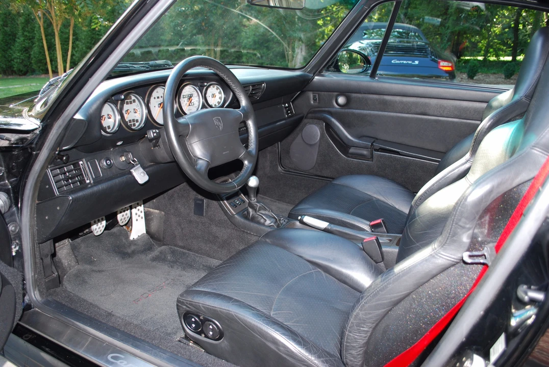 1997 Porsche 993 Carrera 4S - Image 12 of 31