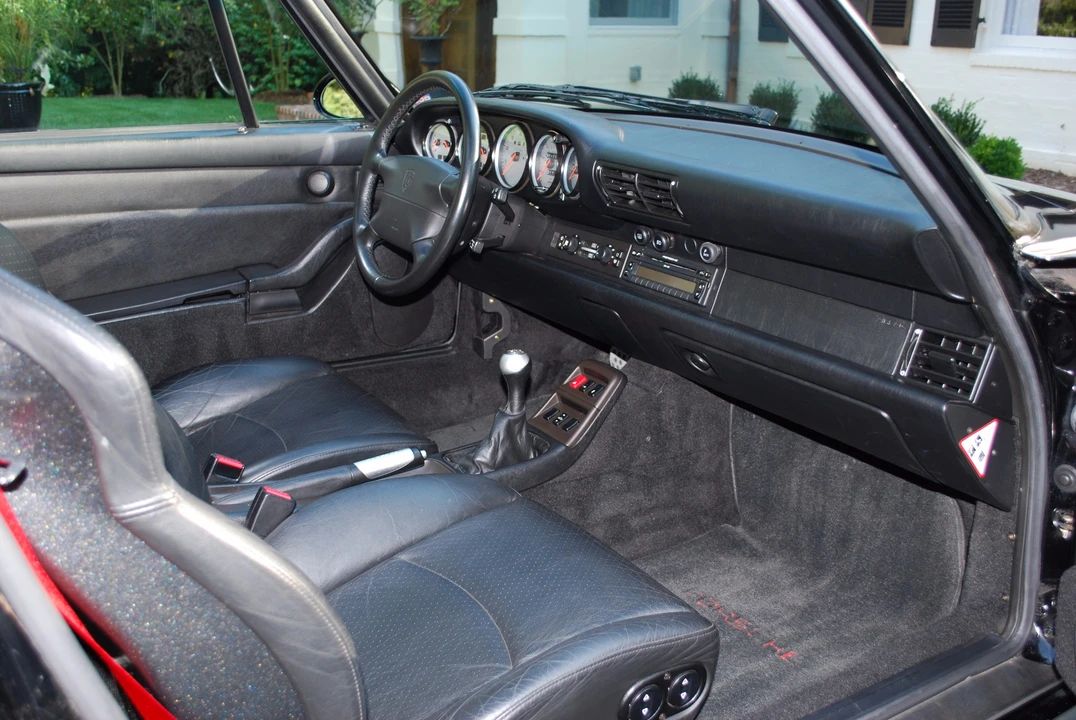 1997 Porsche 993 Carrera 4S - Image 13 of 31