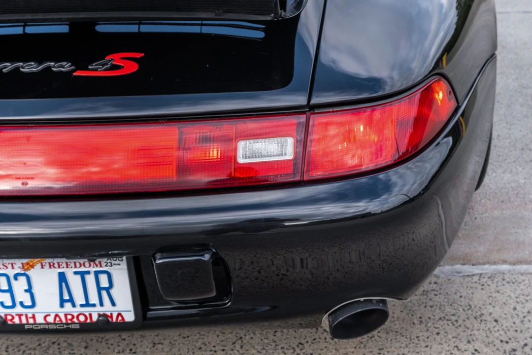 1997 Porsche 993 Carrera 4S - Image 23 of 31