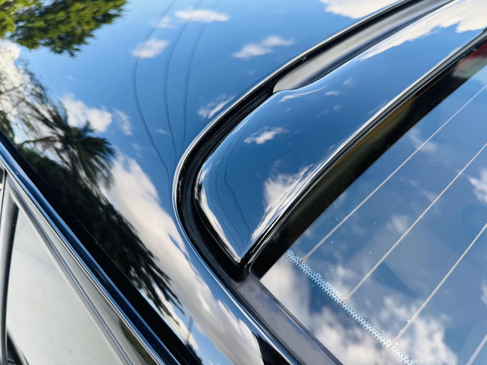 1997 Porsche 993 Carrera 4S - Image 14 of 31