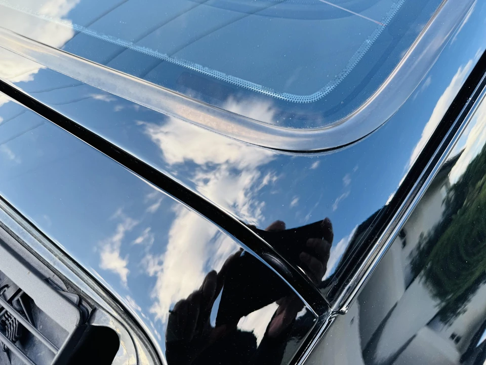 1997 Porsche 993 Carrera 4S - Image 27 of 31