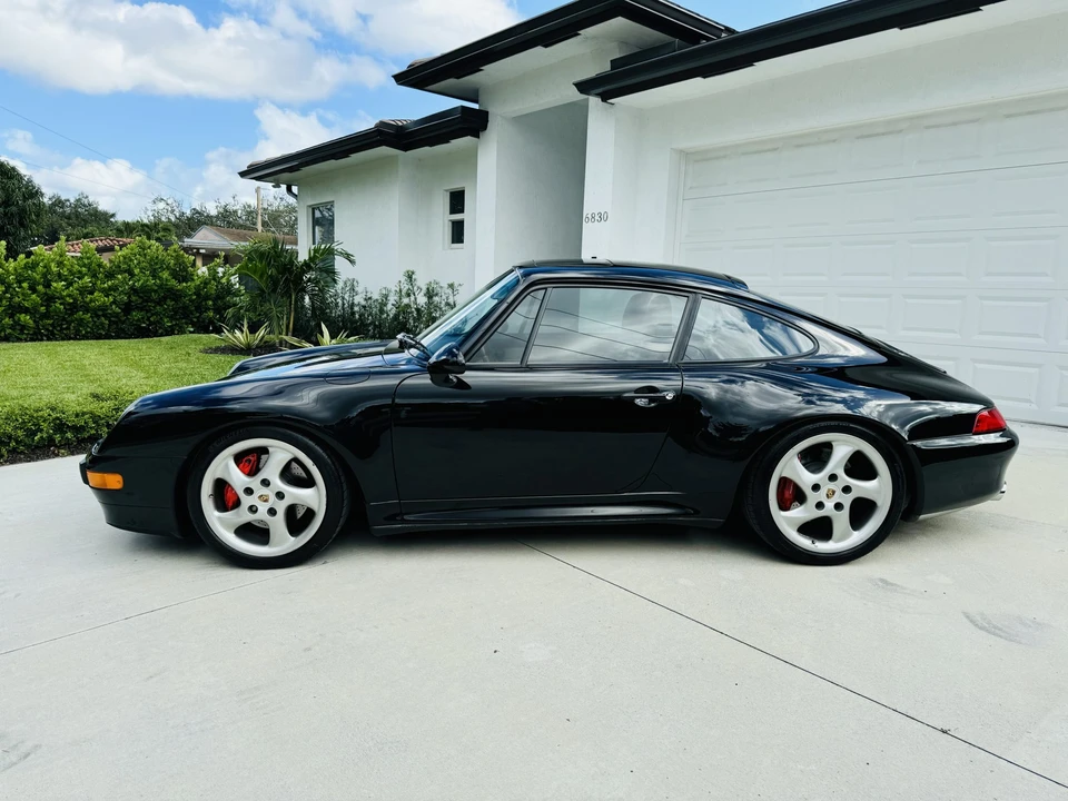 1997 Porsche 993 Carrera 4S - Image 8 of 31