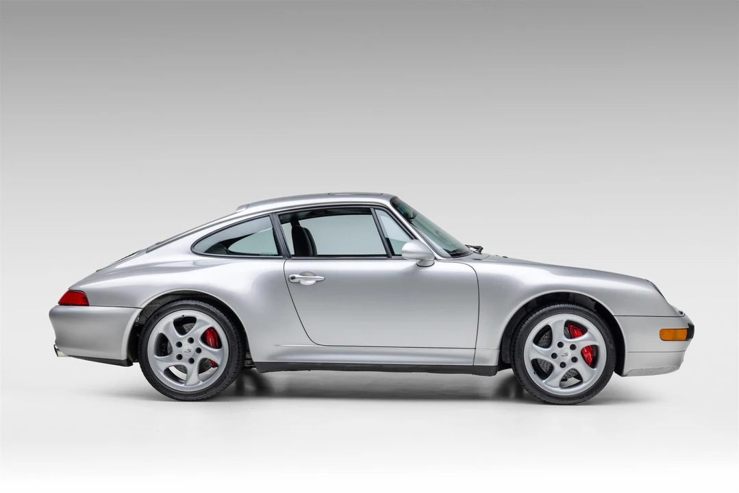 1997 Porsche 993 Carrera 4S - Image 9 of 31