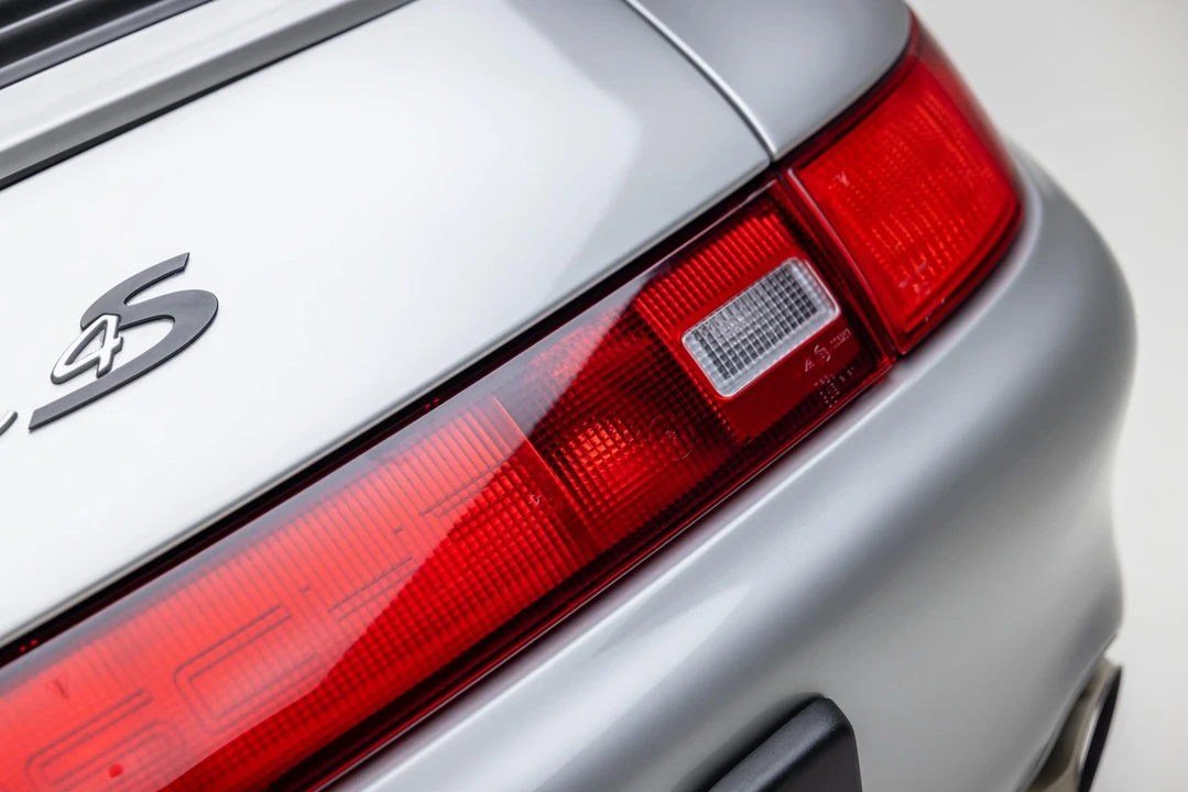 1997 Porsche 993 Carrera 4S - Image 27 of 31
