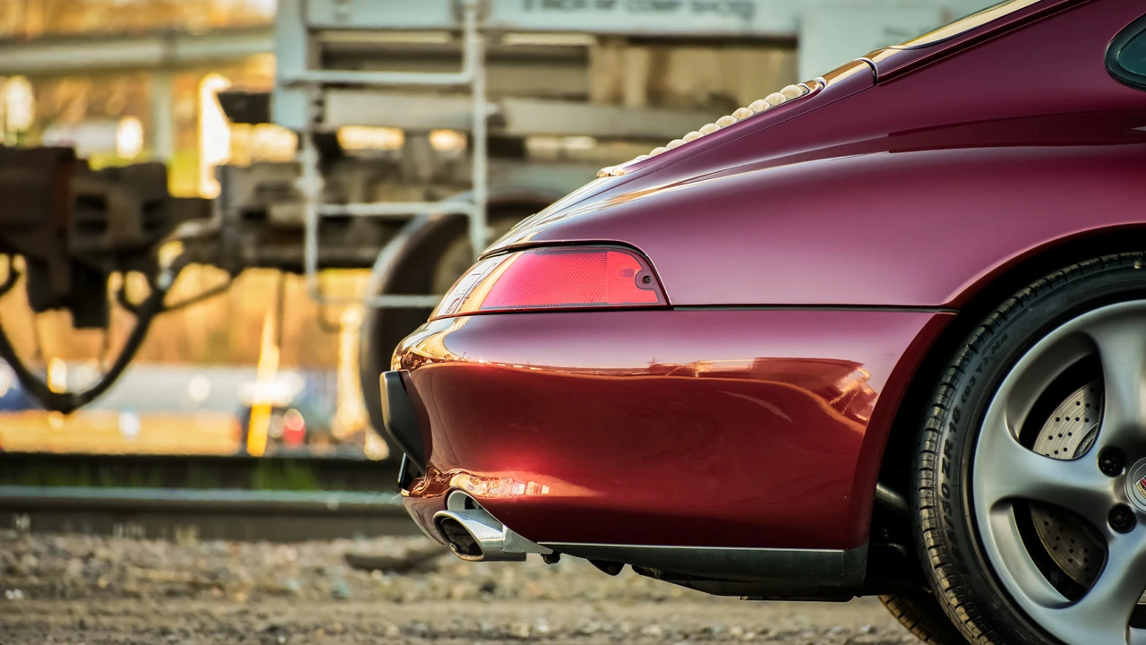1997 Porsche 993 Carrera 4S - Image 30 of 31