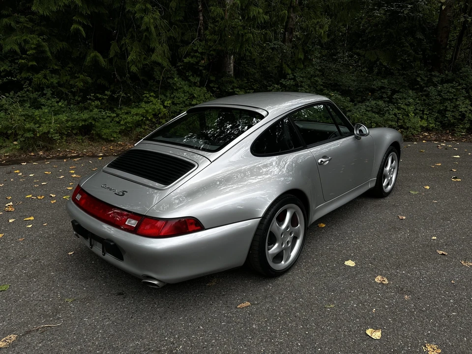 1997 Porsche 993 Carrera 4S - Image 11 of 31