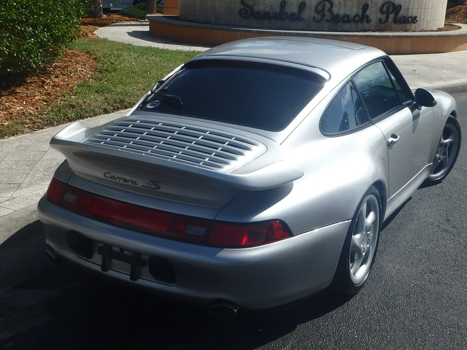 1997 Porsche 993 Carrera 4S - Image 12 of 31