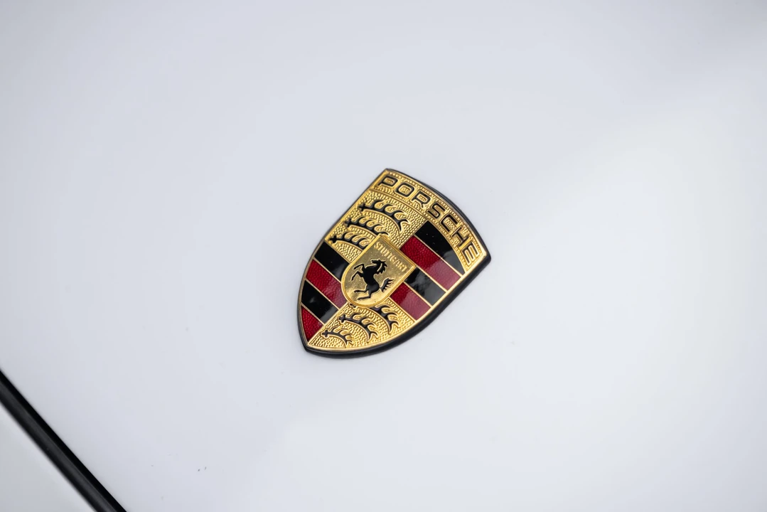 1997 Porsche 993 Carrera 4S - Image 26 of 31
