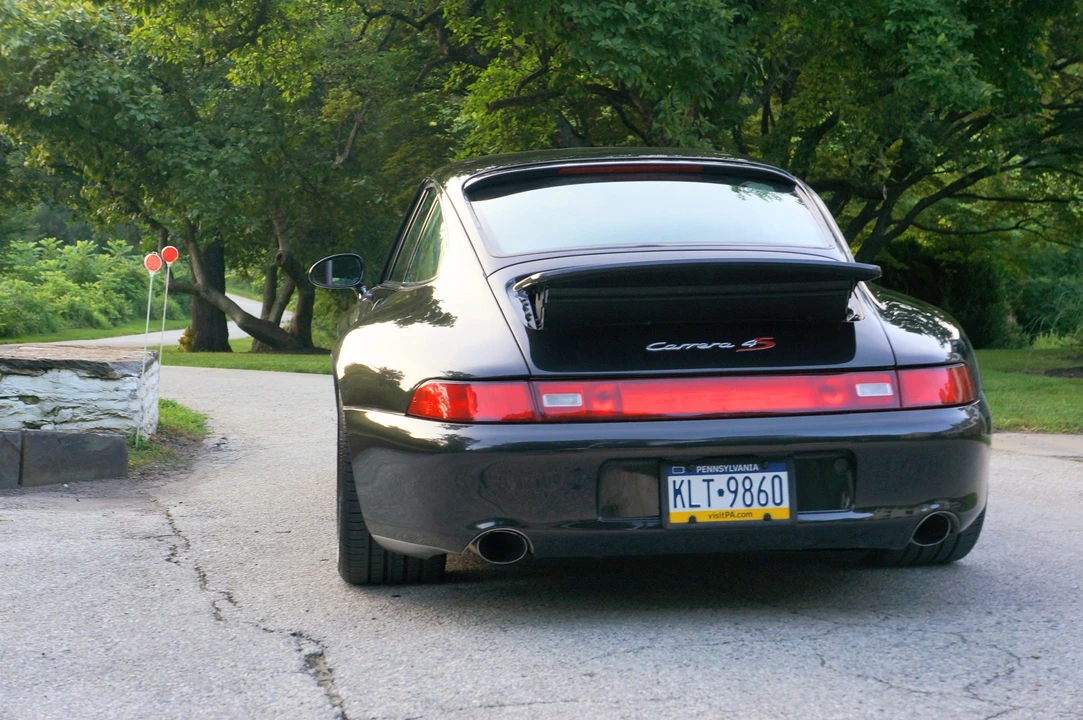 1997 Porsche 993 Carrera 4S - Image 16 of 31
