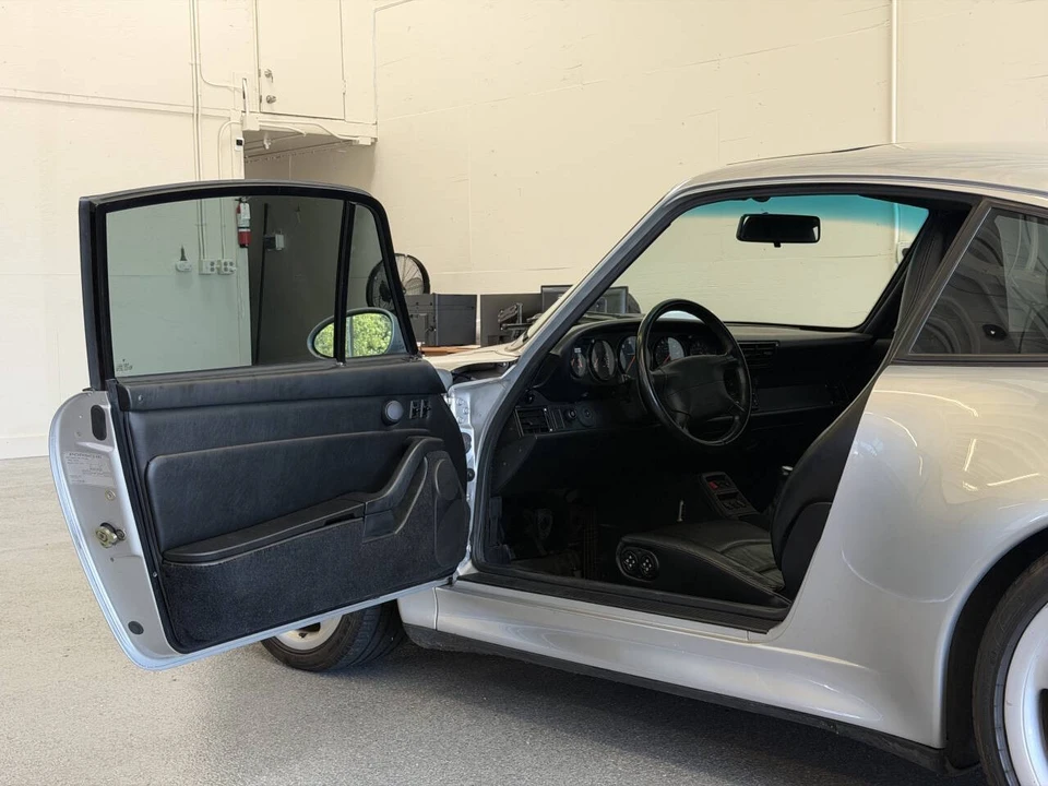 1997 Porsche 993 Carrera 4S - Image 25 of 31