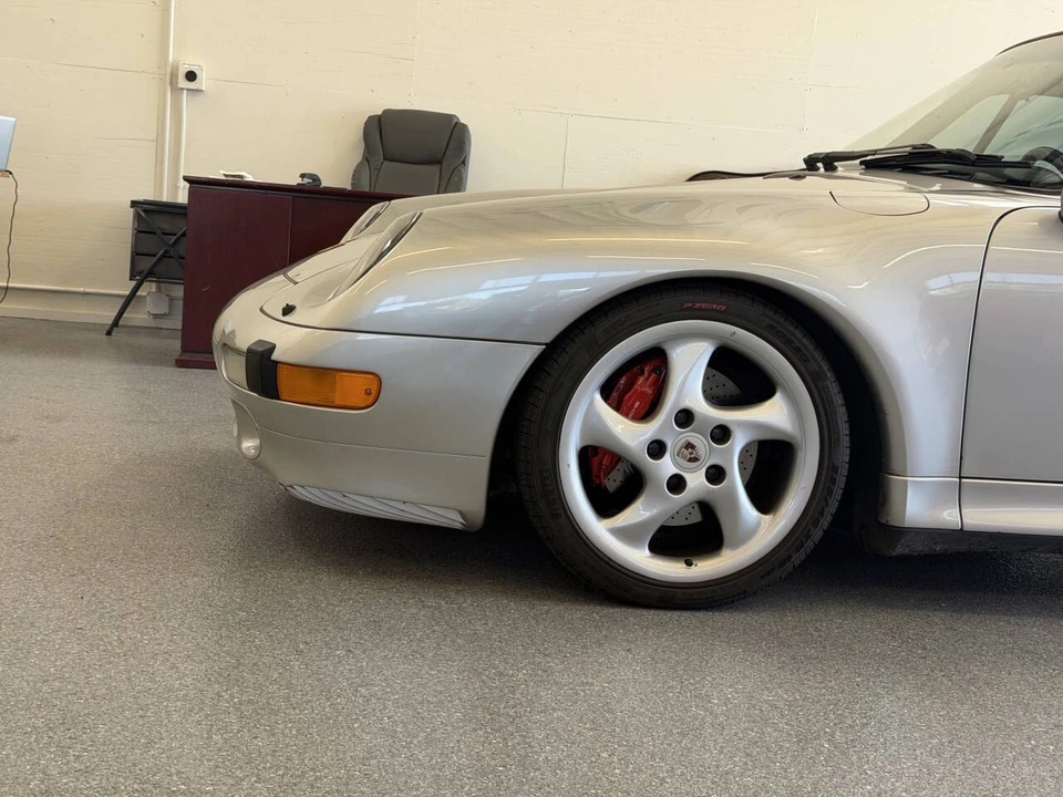 1997 Porsche 993 Carrera 4S - Image 23 of 31