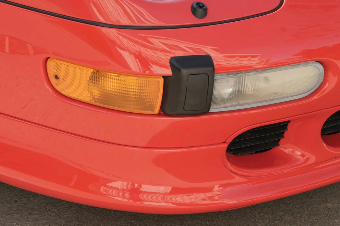1997 Porsche 993 Carrera 4S - Image 25 of 31