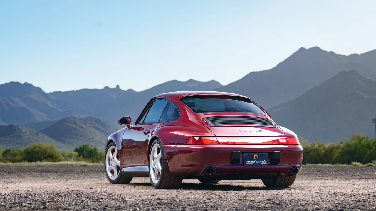 1997 Porsche 993 Carrera 4S - Image 21 of 31