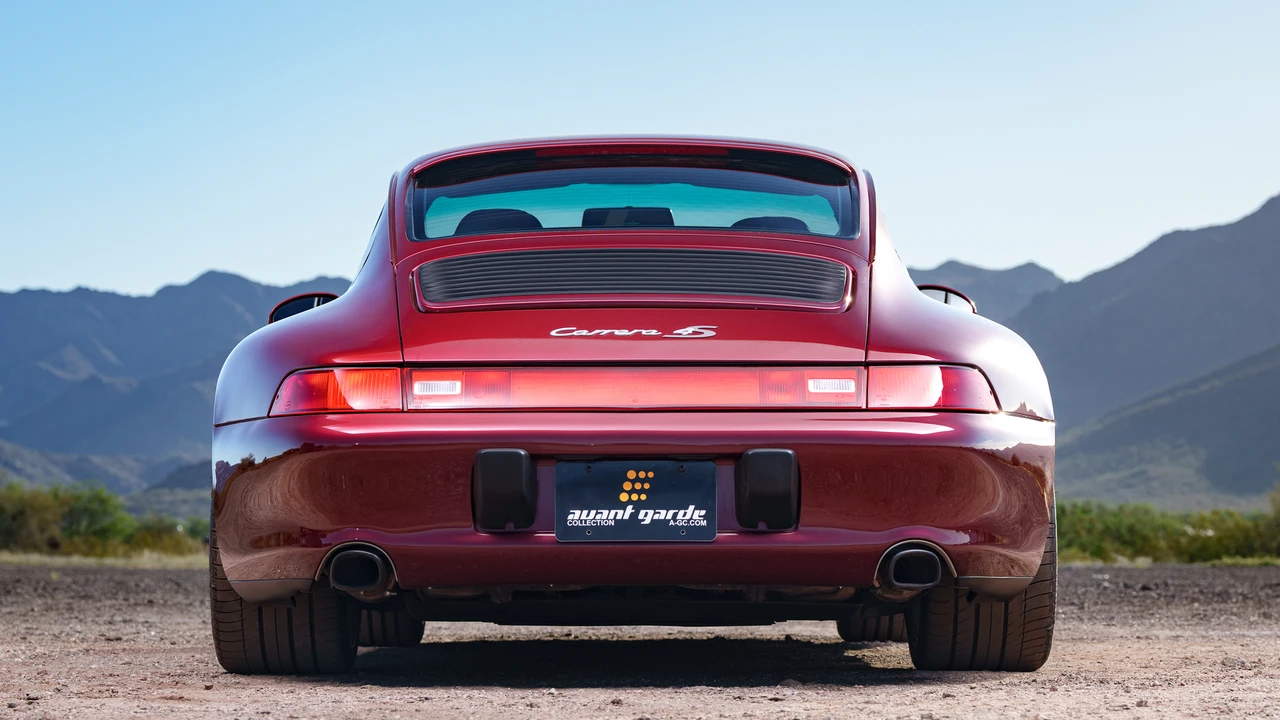 1997 Porsche 993 Carrera 4S - Image 24 of 31