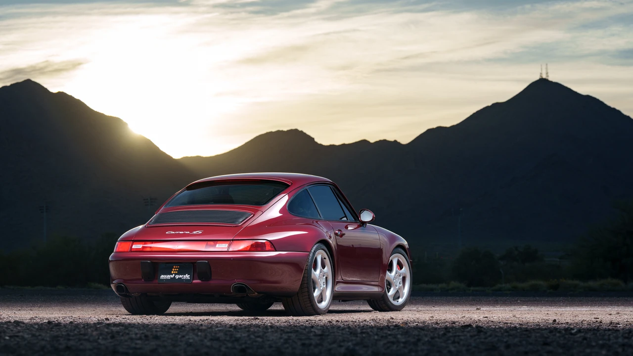 1997 Porsche 993 Carrera 4S - Image 26 of 31
