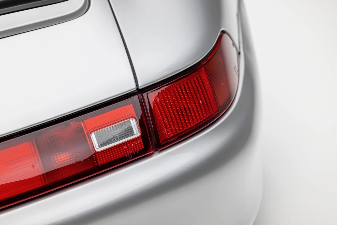 1997 Porsche 993 Carrera 4S - Image 25 of 31