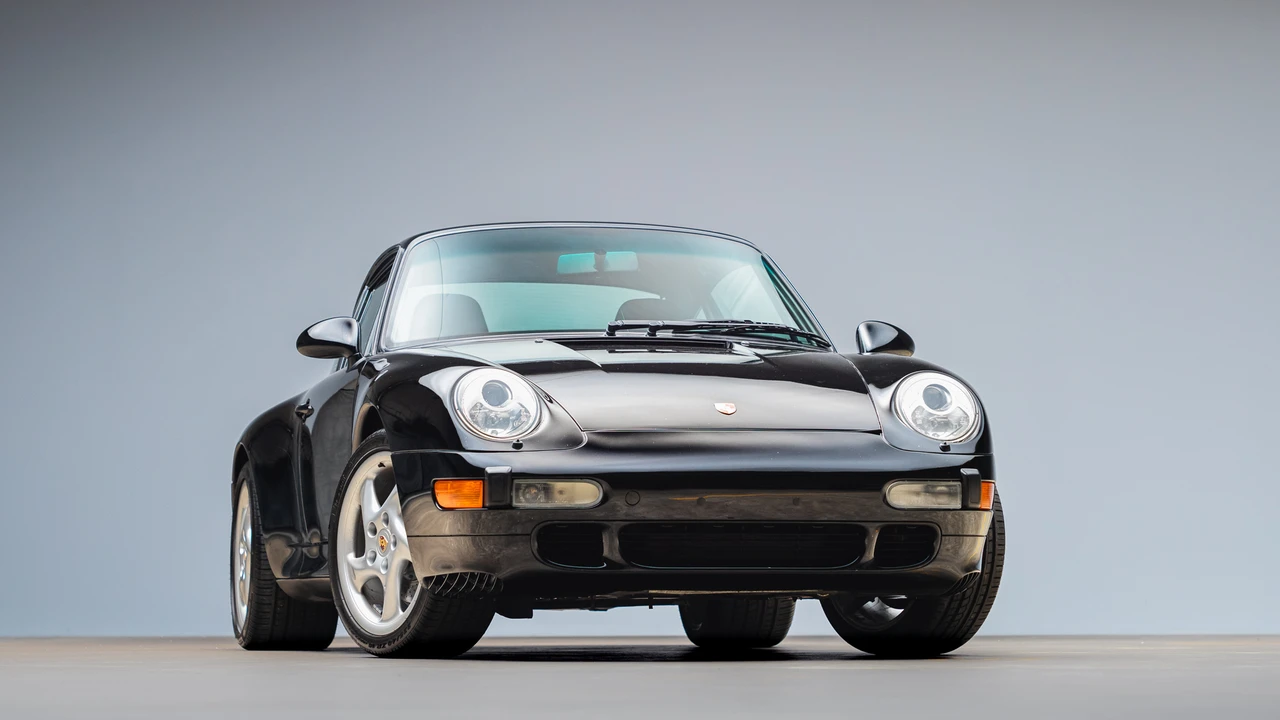 1997 Porsche 993 Carrera 4S - Image 21 of 31