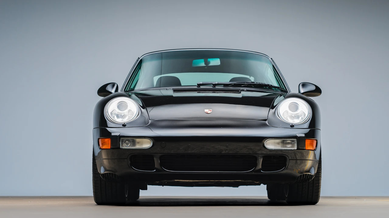 1997 Porsche 993 Carrera 4S - Image 23 of 31