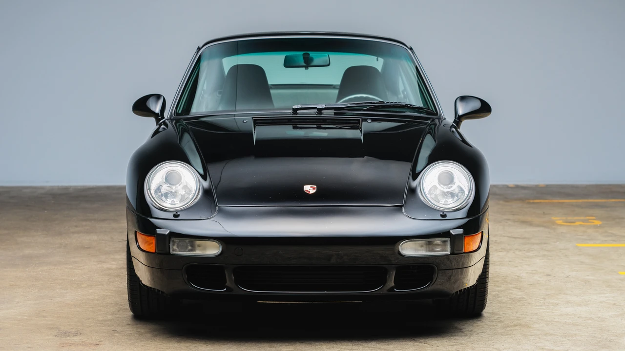 1997 Porsche 993 Carrera 4S - Image 24 of 31