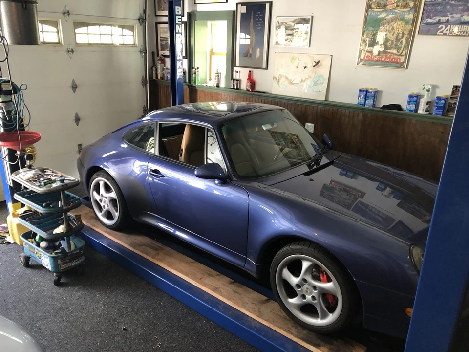 1997 Porsche 993 Carrera 4S - Image 6 of 31