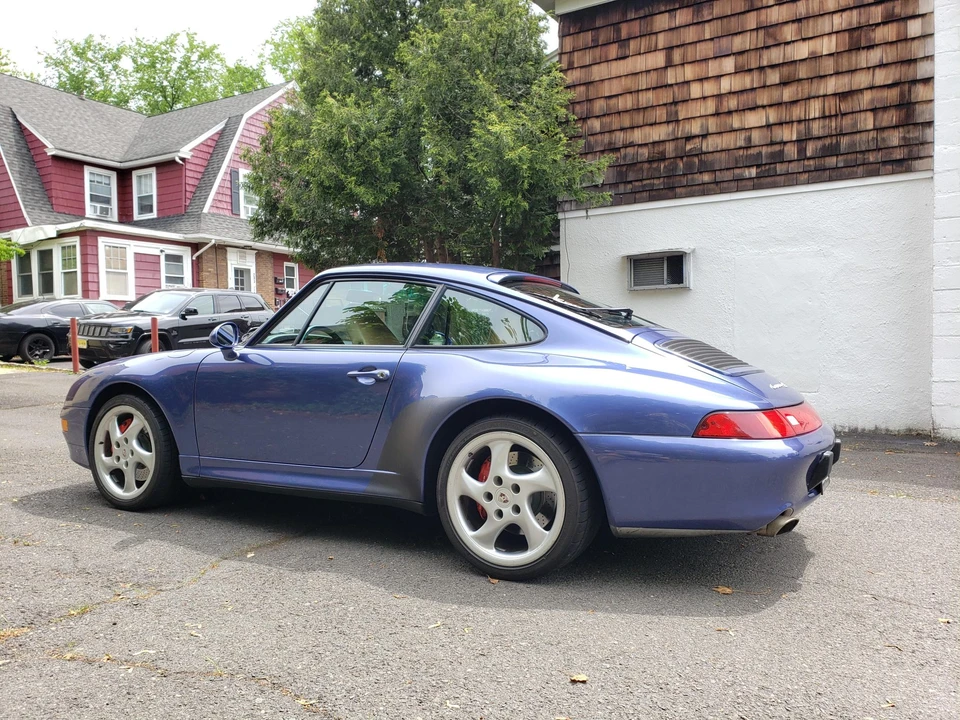 1997 Porsche 993 Carrera 4S - Image 17 of 31