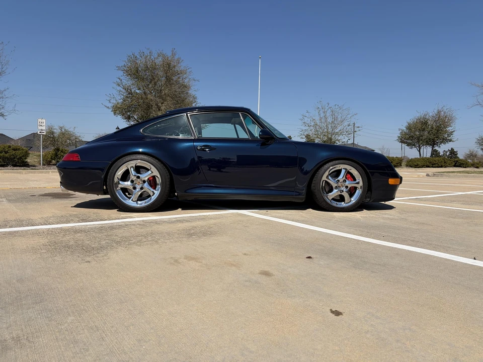 1997 Porsche 993 Carrera 4S - Image 10 of 31