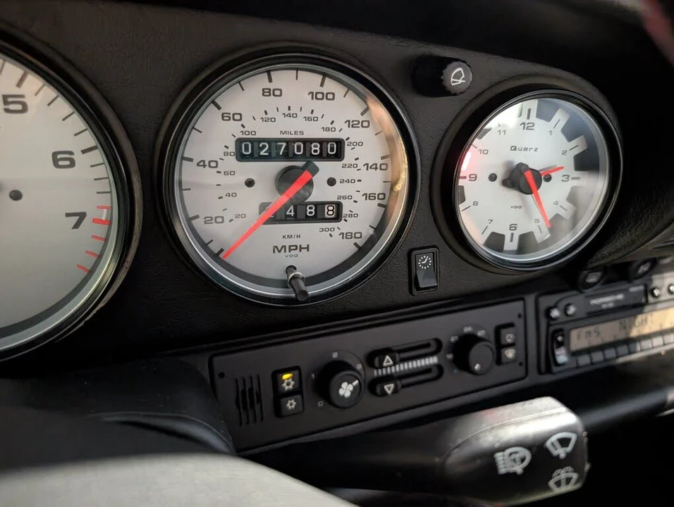 1997 Porsche 993 Carrera 4S - Image 29 of 31