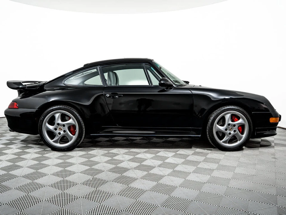 1997 Porsche 993 Carrera 4S - Image 11 of 31