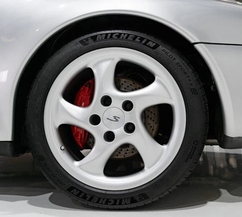 1997 Porsche 993 Carrera 4S - Image 13 of 31