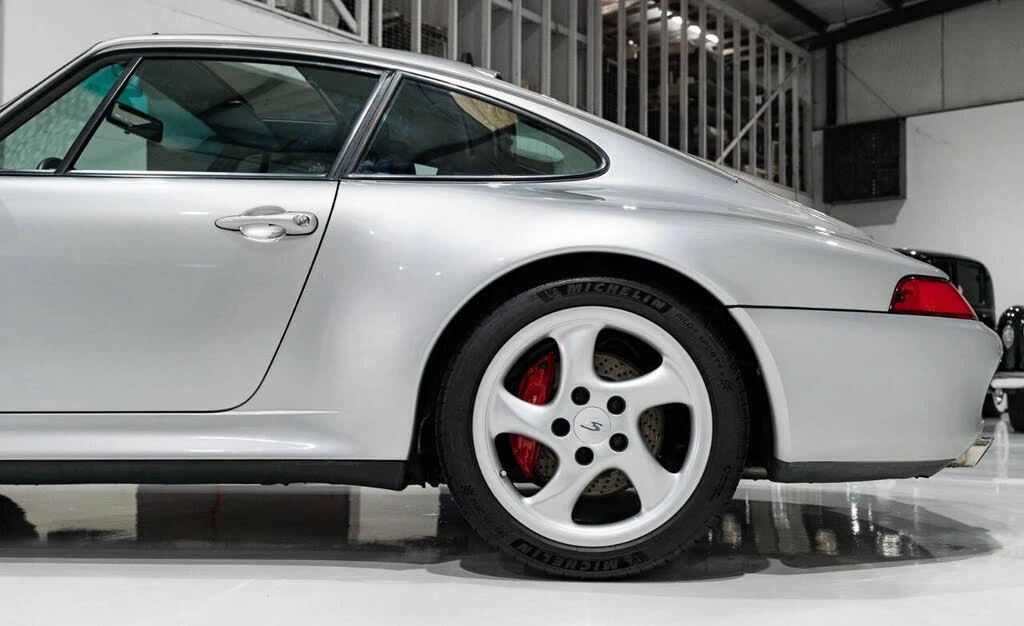 1997 Porsche 993 Carrera 4S - Image 11 of 31