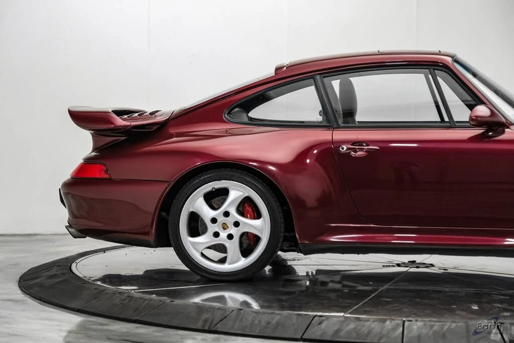 1997 Porsche 993 Carrera 4S - Image 25 of 31