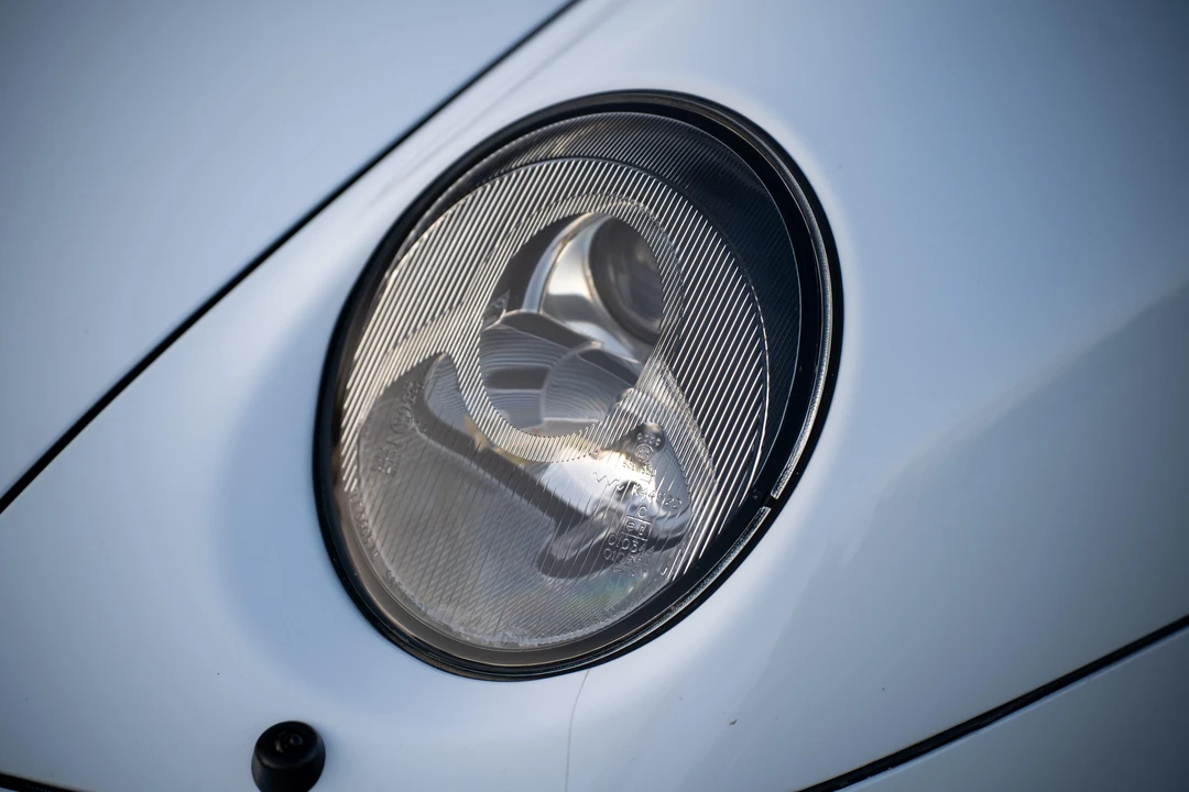 1997 Porsche 993 Carrera 4S - Image 19 of 31